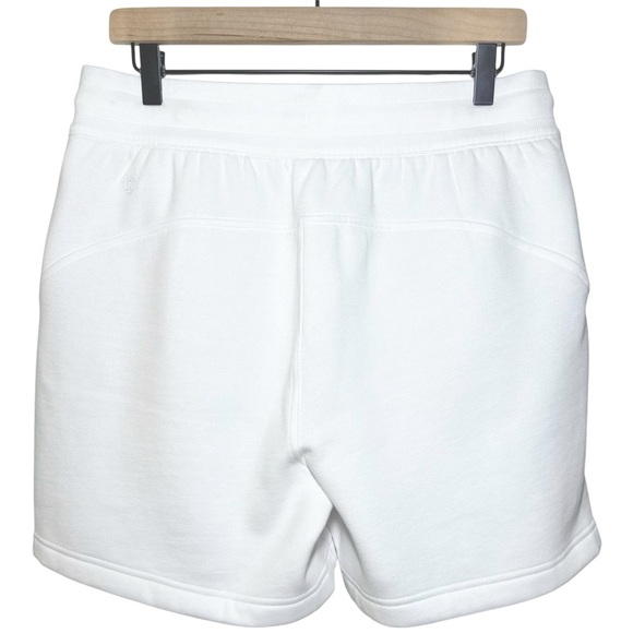 Lululemon Scuba High-Rise Short 5" in White - Picture 5 of 10